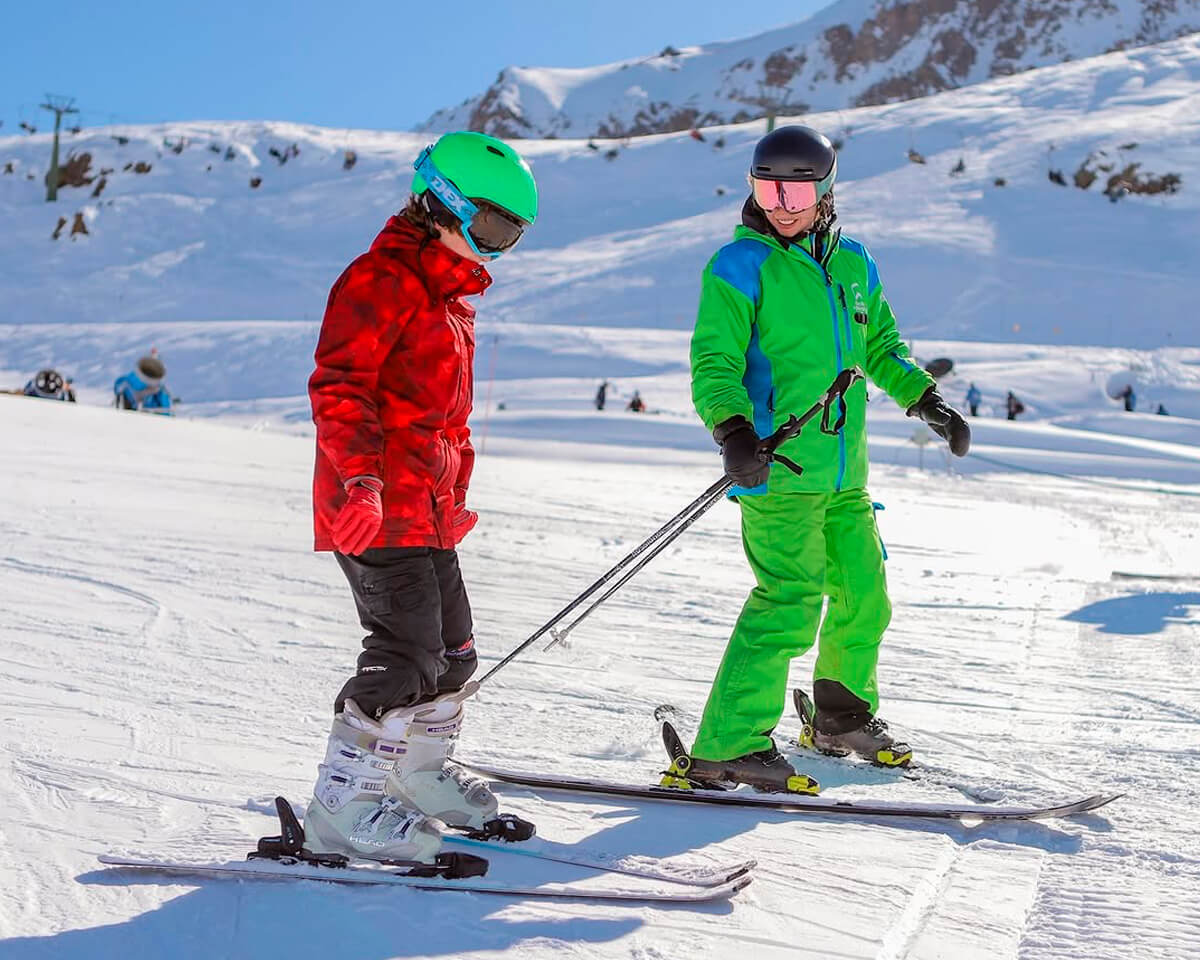 Escuela de ski y snowboard